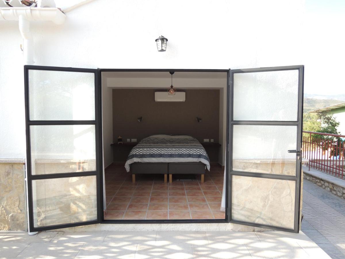 Finca Mirador Macastre エクステリア 写真